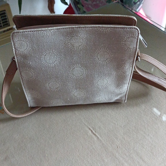 Beautiful Relic bag new without tags - Picture 2 of 8